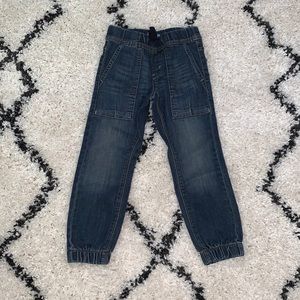 Boys jeans size 6. Used.